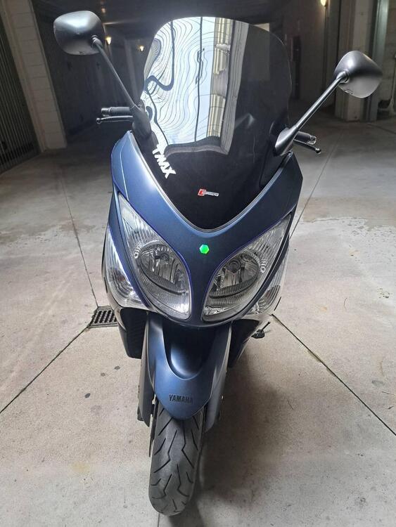 Yamaha T-Max 500 Night Max (2007 - 08) (2)