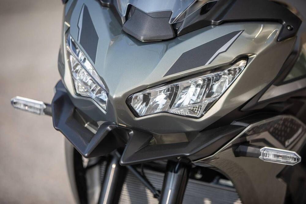 Kawasaki Versys 650 (2021 - 24) (2)