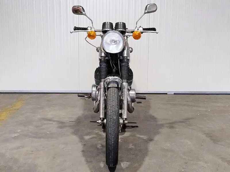 Suzuki Titan 500 (2)