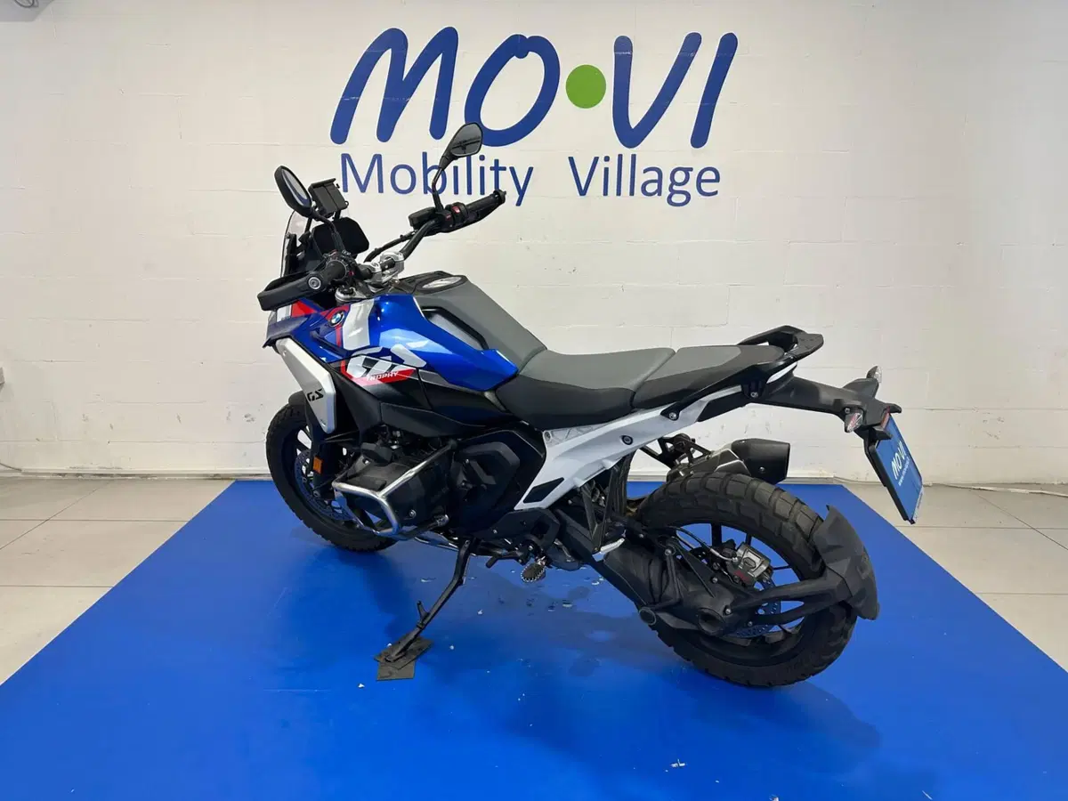 Bmw R 1300 GS Adventure Trophy (2025 - 26) (4)