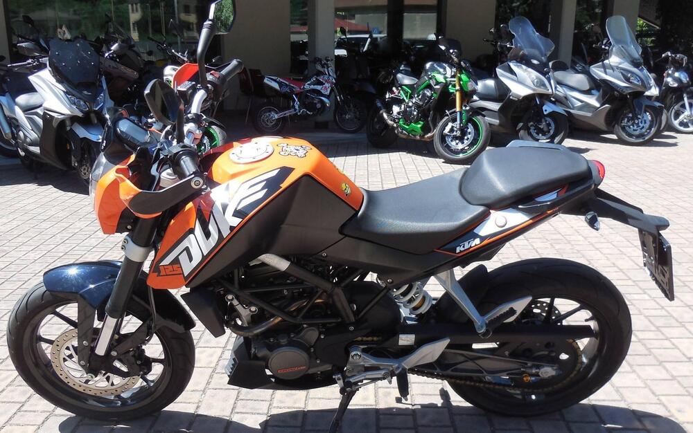 KTM 125 Duke (3)