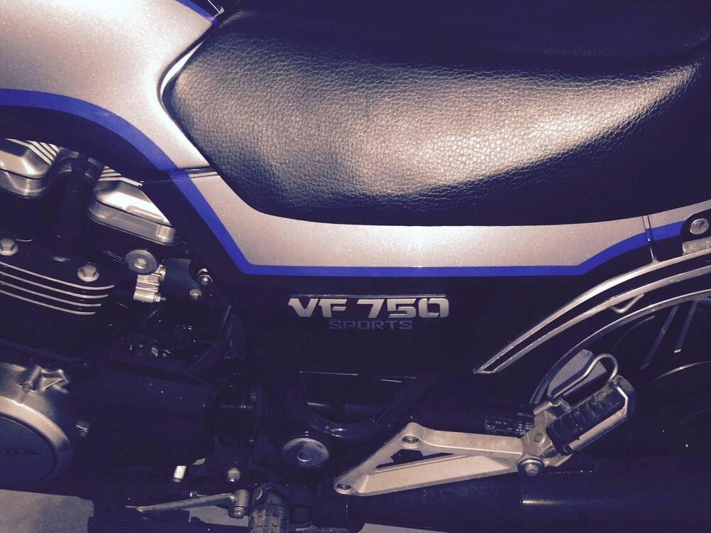 Honda VF 750 S (1985 - 87) (3)