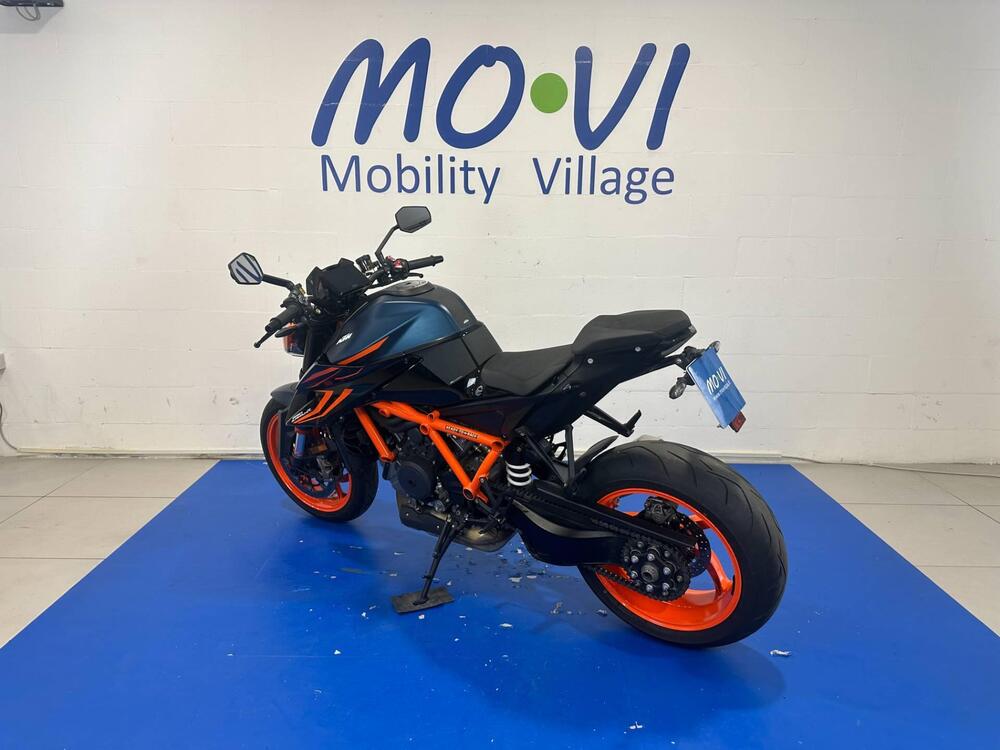 KTM 1290 Super Duke R (2022 - 23) (4)