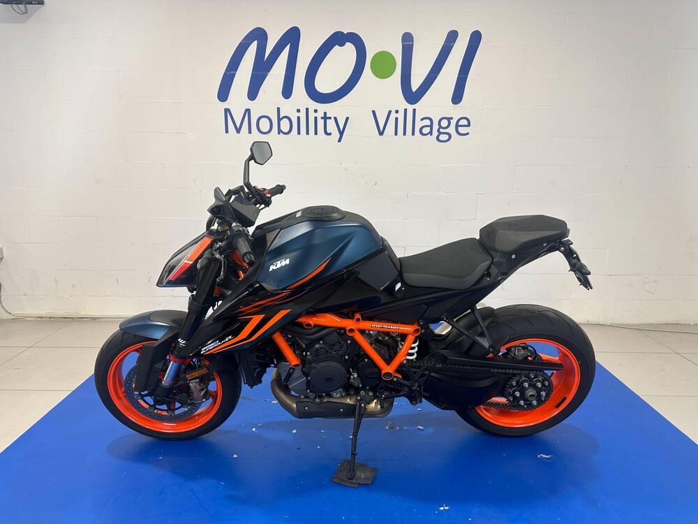 KTM 1290 Super Duke R (2022 - 23) (5)