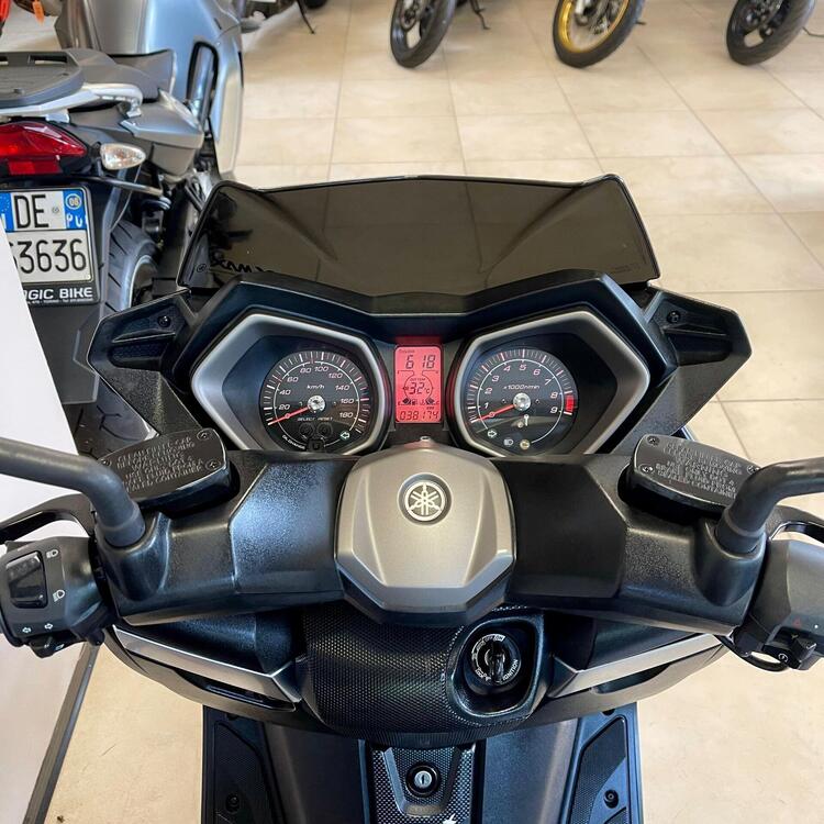 Yamaha X-Max 400 (2013 - 16) (3)