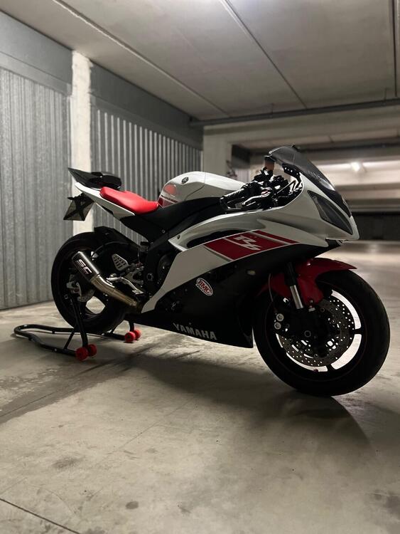 Yamaha YZF R6 (2008 - 09) (3)