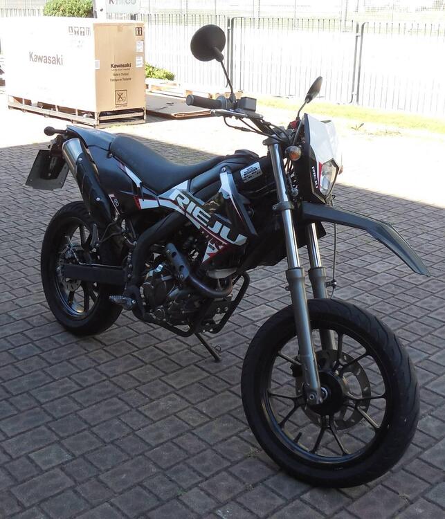 Rieju MRT 125 LC (2023 - 25) (2)