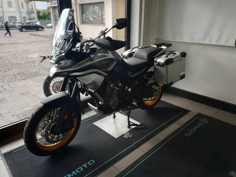 CFMOTO 800MT Explore (2023 - 26)