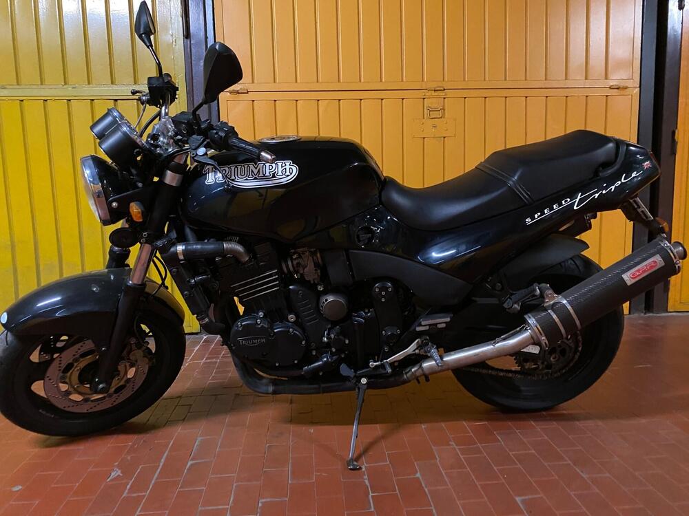 Triumph Speed Triple 900 (1993 - 02) (2)