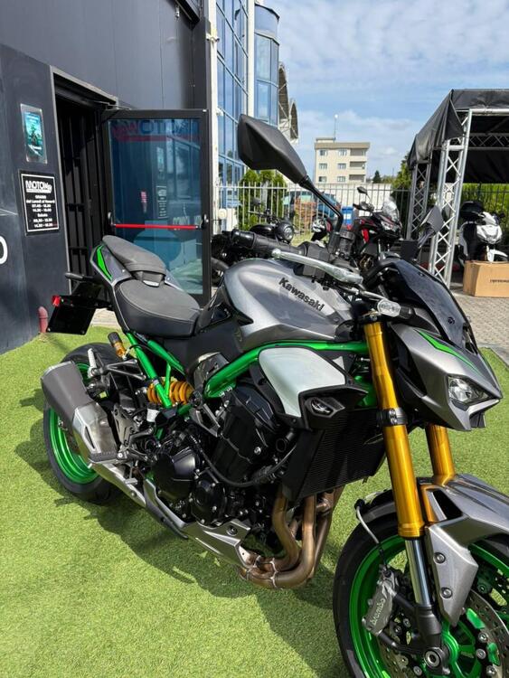 Kawasaki Z 900 SE (2025 - 26) (3)