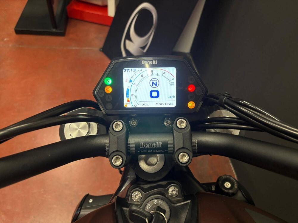 Benelli 502 C (2021 - 25) (2)