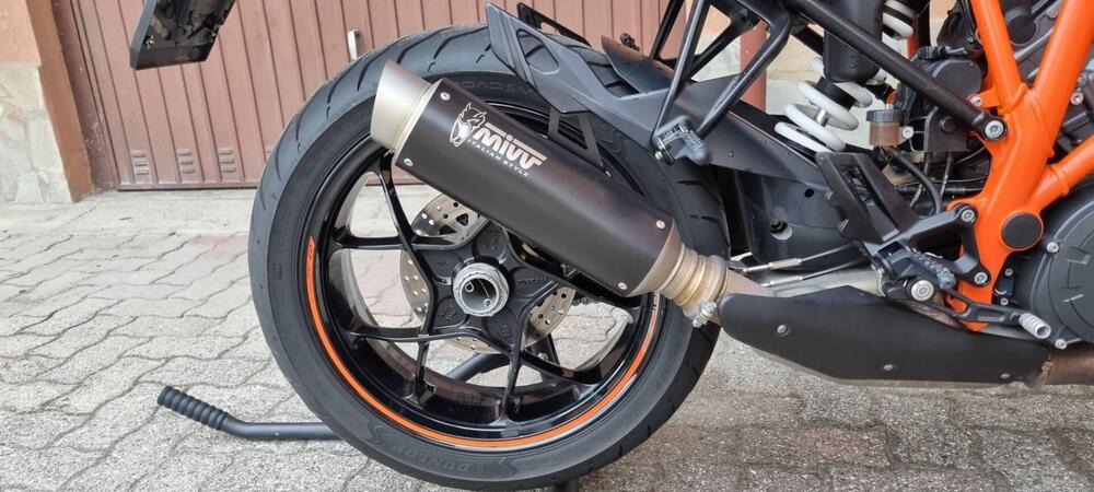 KTM 1290 Super Duke GT ABS (2016 - 18) (4)