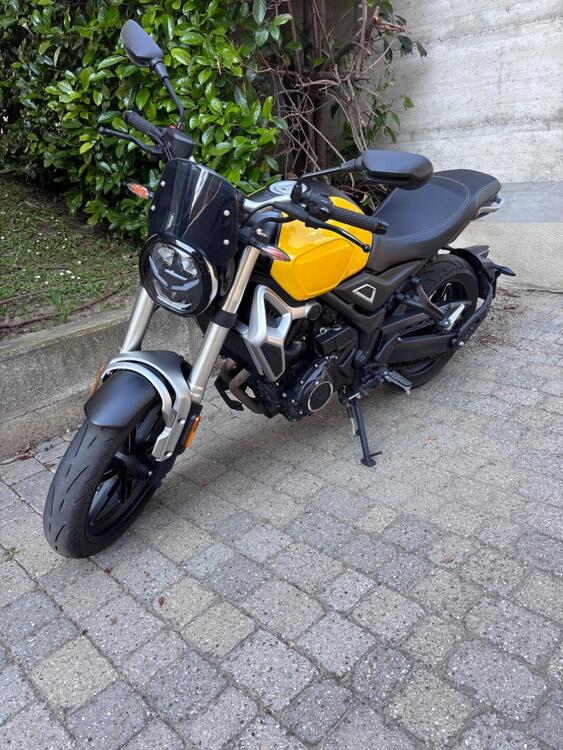 Voge Trofeo 350AC (2022 - 25)