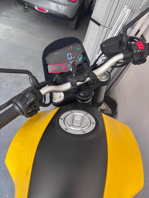 Voge Trofeo 350AC (2022 - 25) (3)