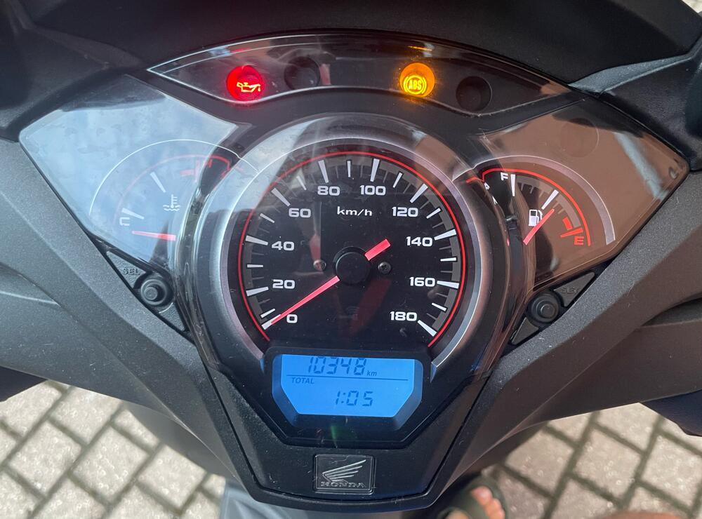 Honda SH 300 i ABS (2016 - 20) (5)