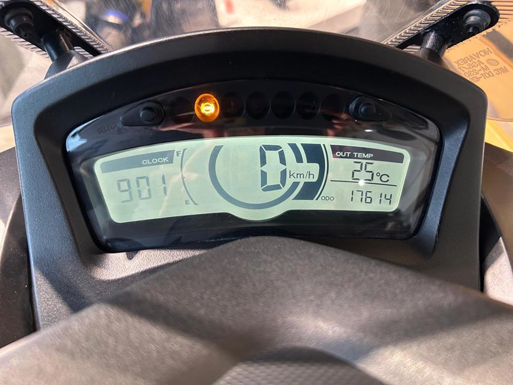 Yamaha Tricity 155 (2021 - 21) (3)