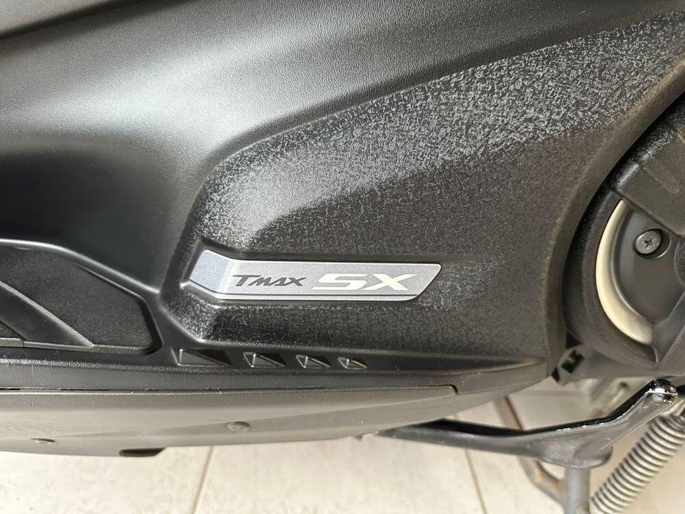 Yamaha T-Max 530 SX (2017 - 19) (4)