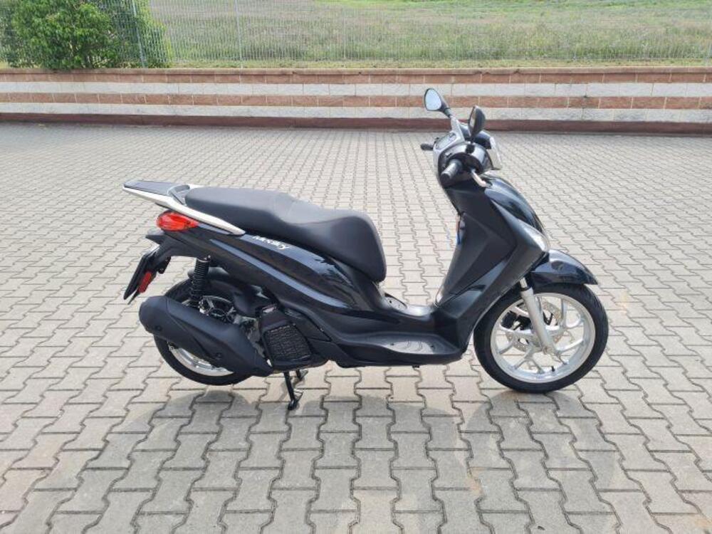Piaggio Medley 200 (2025) (3)
