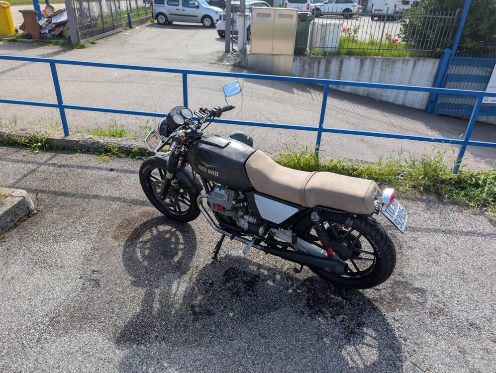 Moto Guzzi V 35 Imola (1980 - 85) (3)