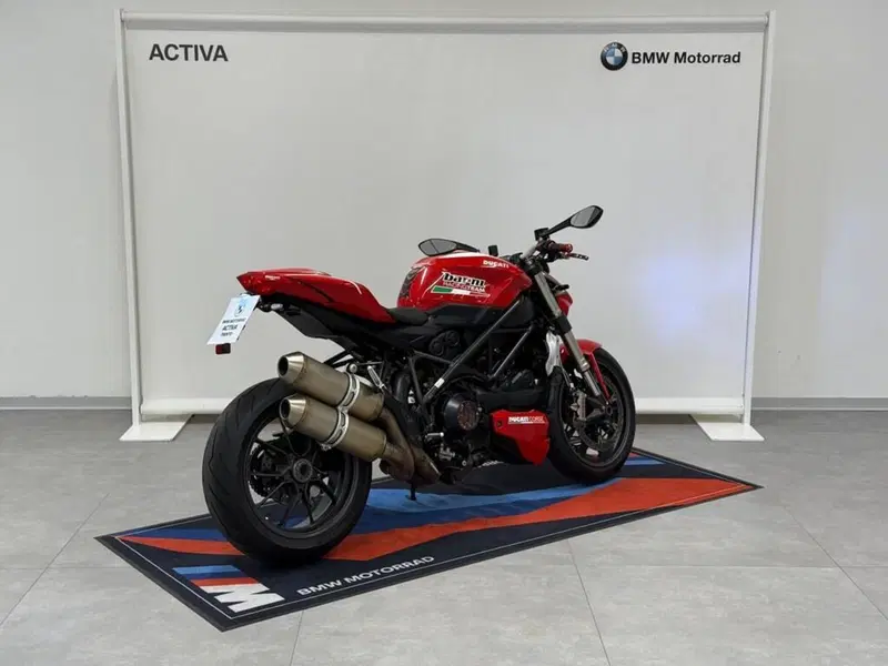 Ducati Streetfighter (2009 - 12) (6)