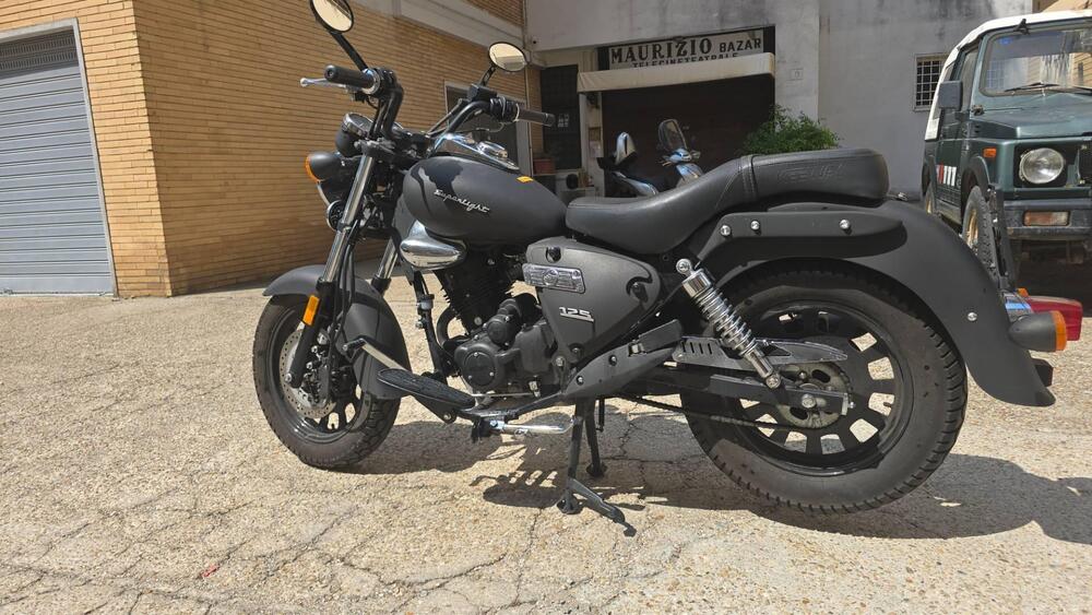 Keeway Motor Superlight 125 Limited (2018 - 20) (2)