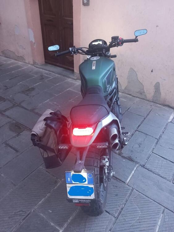 Benelli Leoncino 800 Trail (2022 - 25)