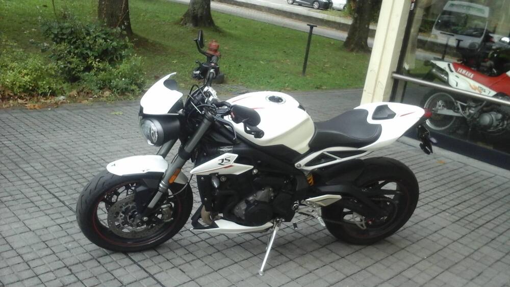 Triumph Street Triple RS (2017 - 19) (3)