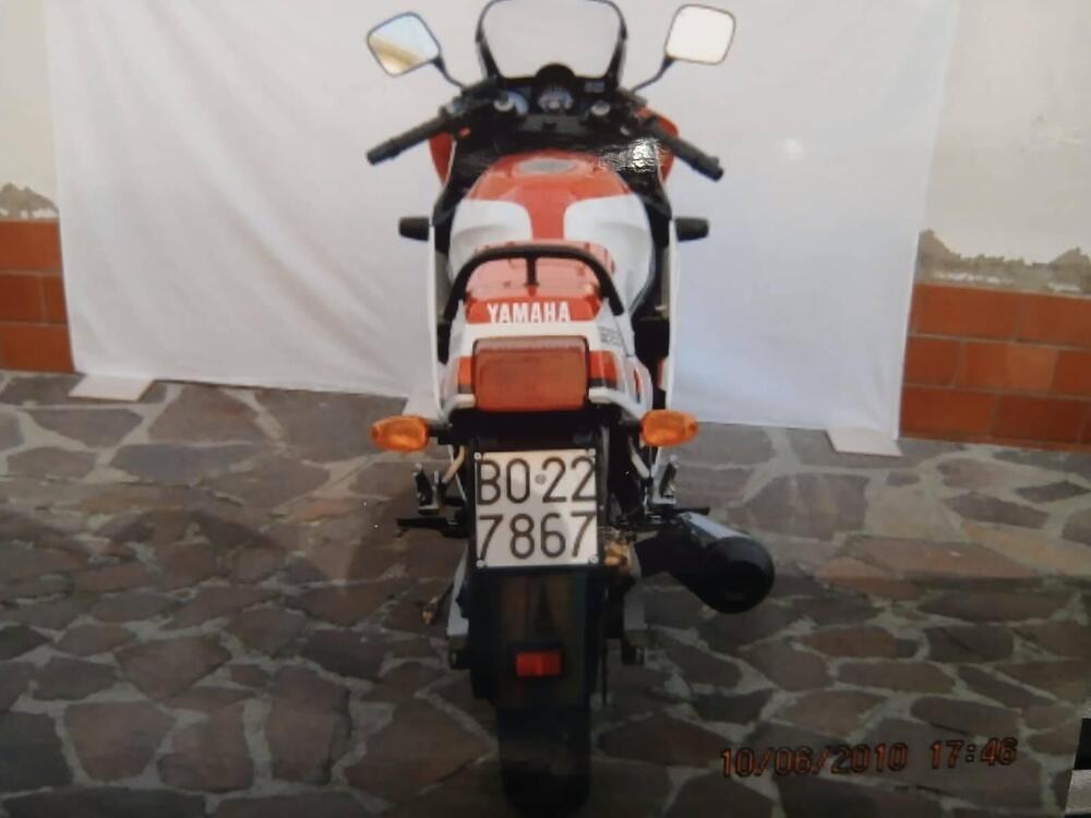 Yamaha FZ 750 (1989 - 92) (3)