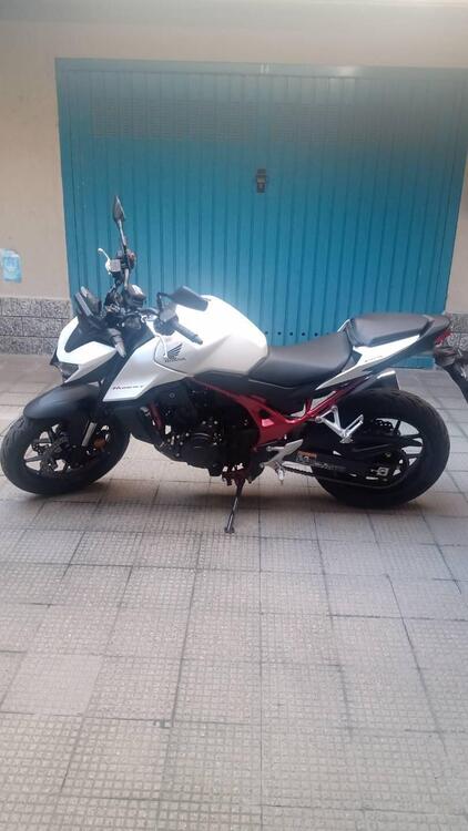 Honda CB 750 Hornet (2025) (2)