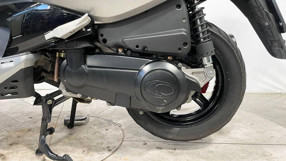 Kymco Xciting 300i R (2007 - 14) (5)