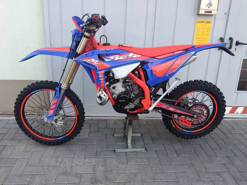 Betamotor RR 125 2T Enduro Race (2026) (2)