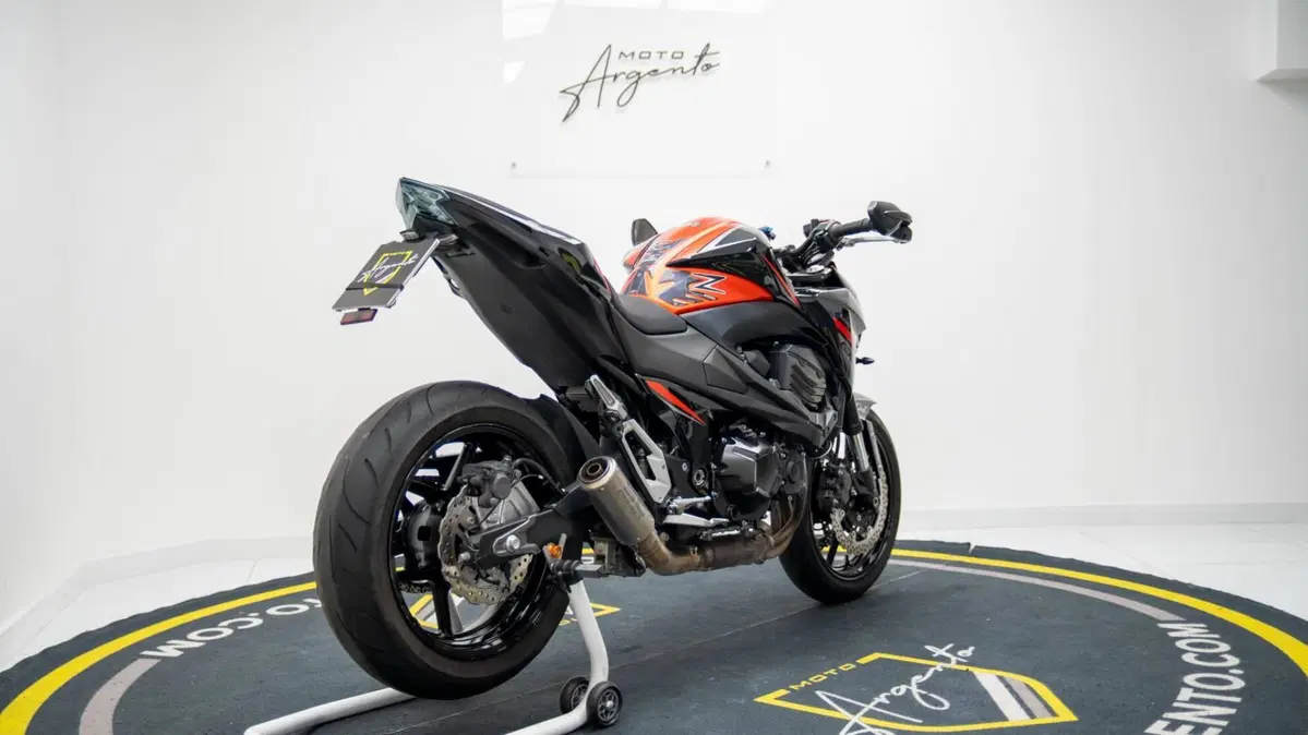 Kawasaki Z 800 e ABS (2012 - 16) (4)