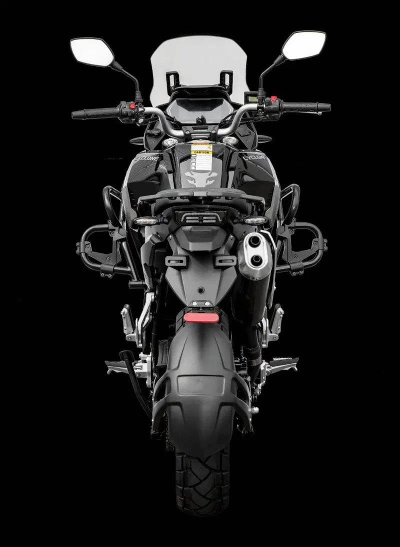 Cyclone RX600 (2025 - 26) (3)