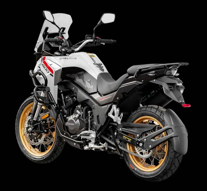 Cyclone RX600 (2025 - 26) (10)