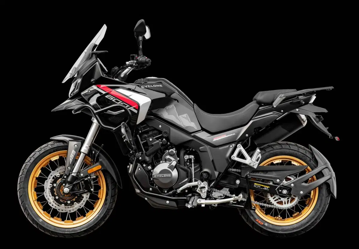 Cyclone RX600 (2025 - 26) (15)