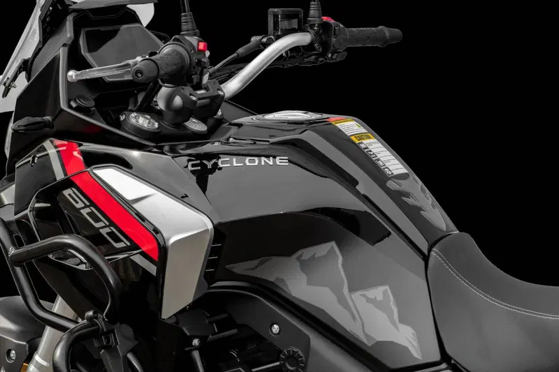 Cyclone RX600 (2025 - 26) (19)