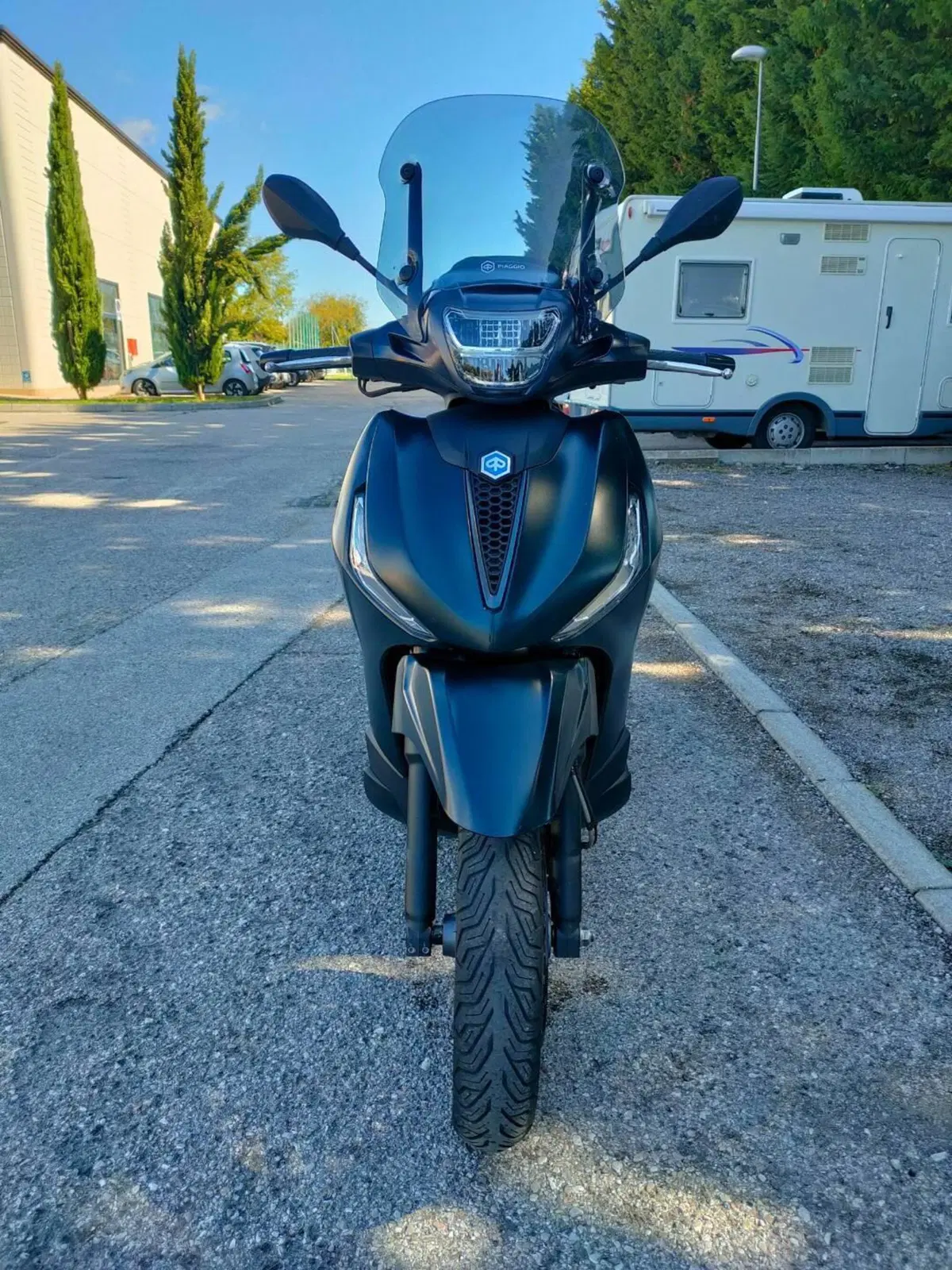 Piaggio Beverly 300 Hpe (2021) (3)