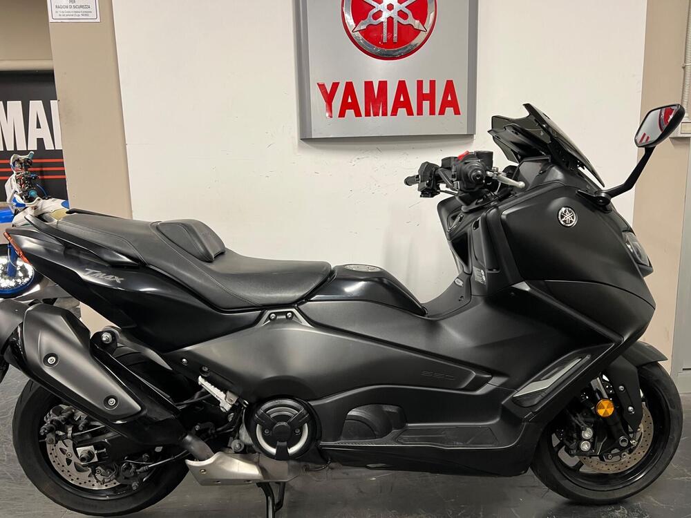 Yamaha T-Max 560 (2022 - 24)