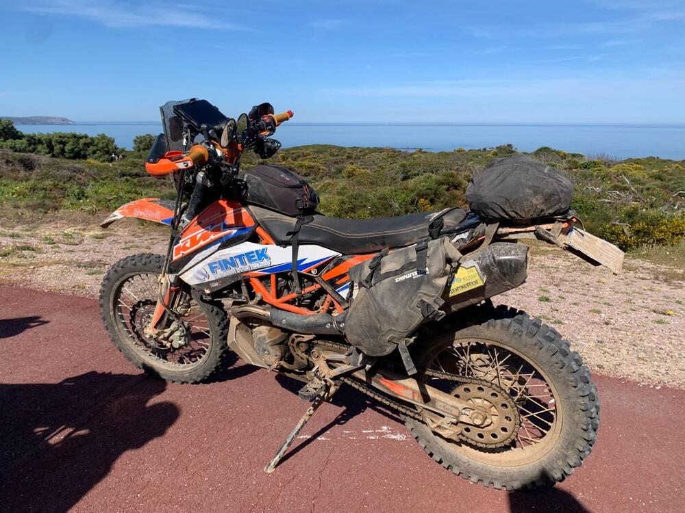 KTM 690 Enduro R (2009 - 11) (4)