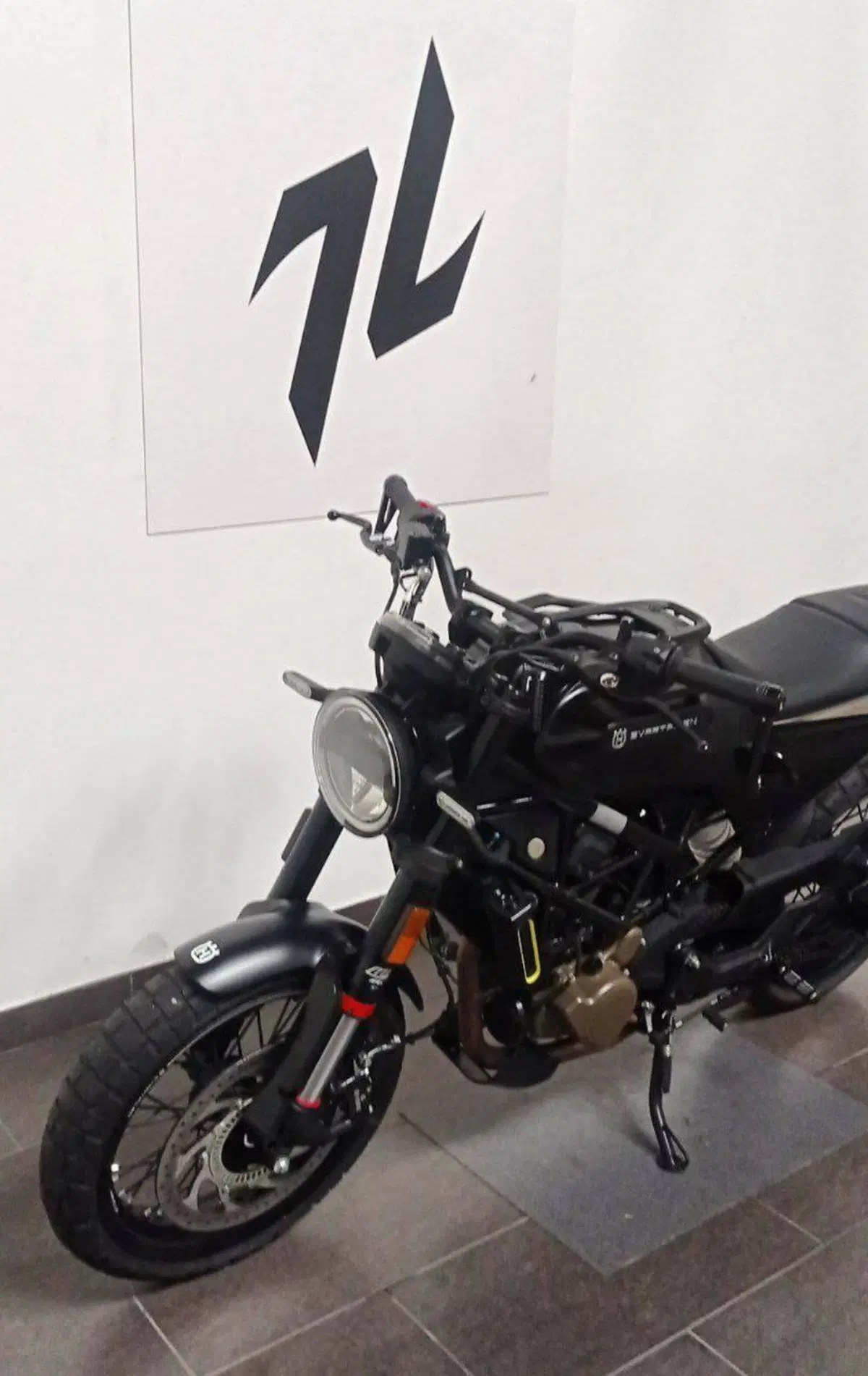 Husqvarna Svartpilen 125 (2021 - 23)
