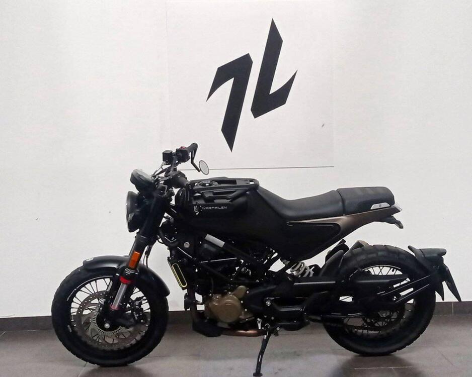 Husqvarna Svartpilen 125 (2021 - 23) (3)