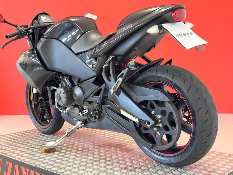 Buell 1125 CR (17)