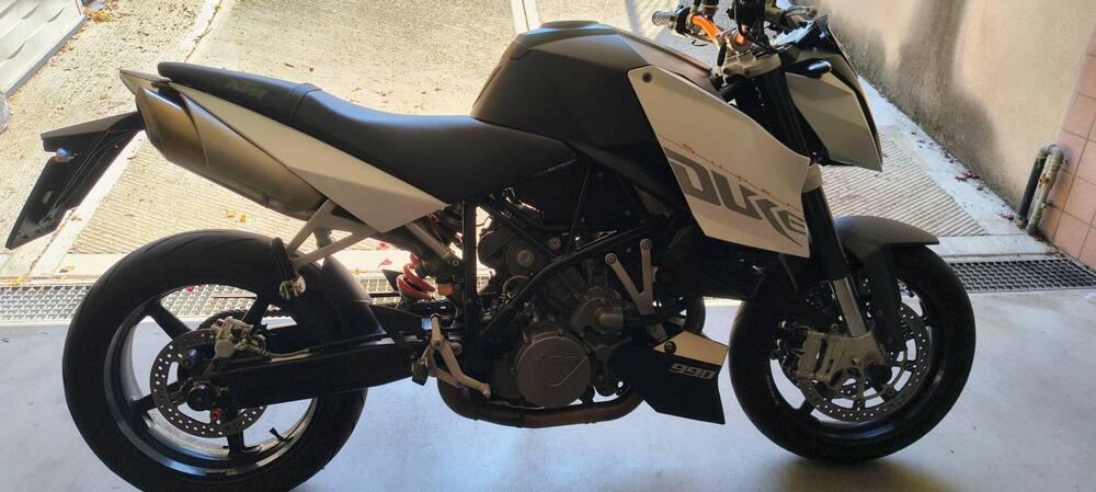 KTM 990 Super Duke (2007 - 11) (4)