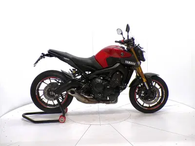 Yamaha MT-09 ABS (2016) usata