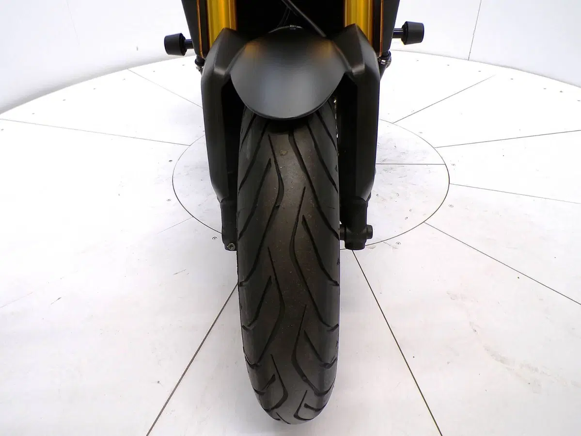 Yamaha MT-09 ABS (2016) (10)