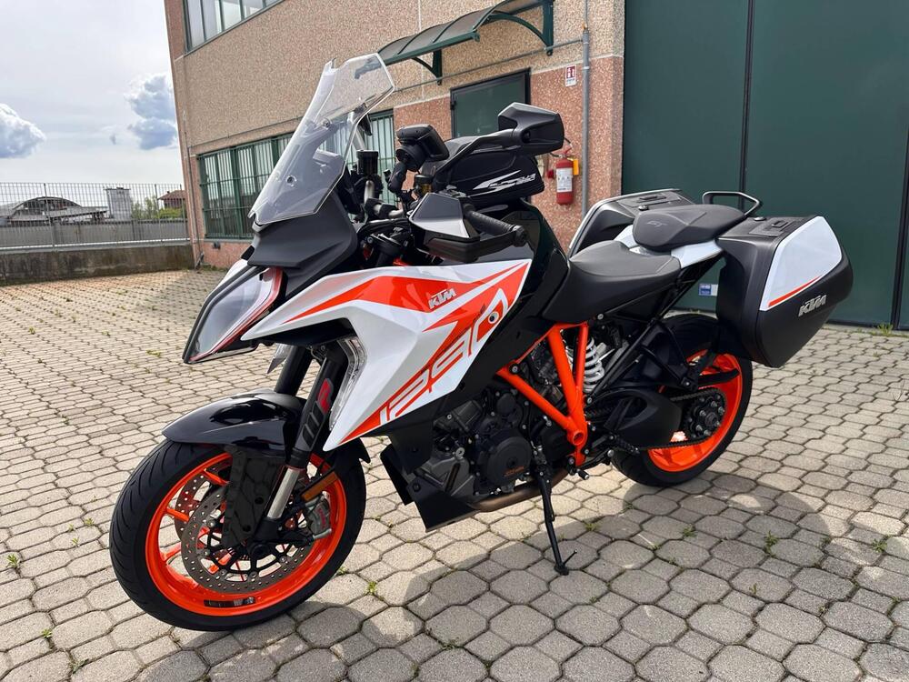 KTM 1290 Super Duke GT (2019 - 20)