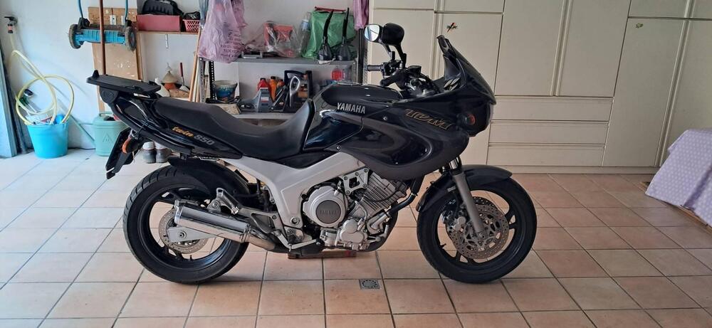 Yamaha TDM 850 (1996 - 01) (2)