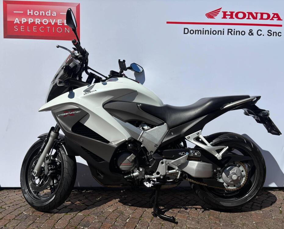 Honda Crossrunner ABS (2010 - 14) (2)