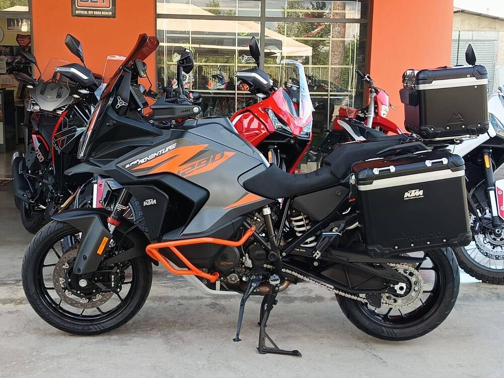 KTM 1290 Super Adventure S (2021) (2)