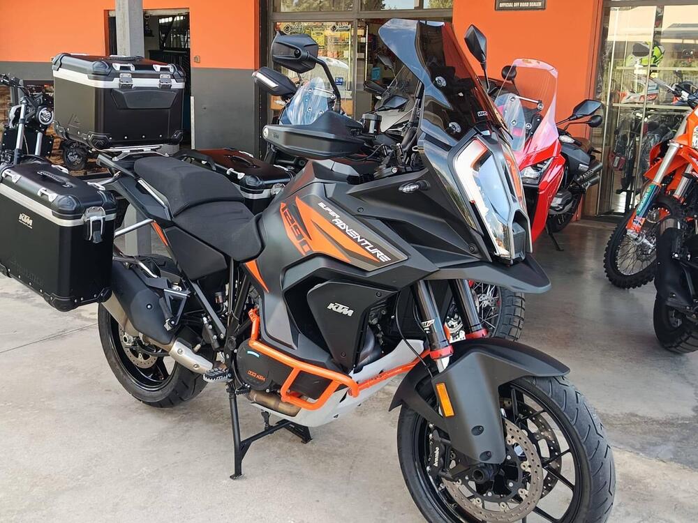 KTM 1290 Super Adventure S (2021) (3)